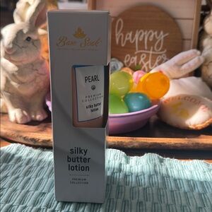 NEW! Bare Soak Silky Butter Lotion - Pearl